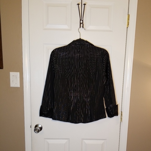 Copper Key, black and silver striped house, Sz L - Picture 2 of 5